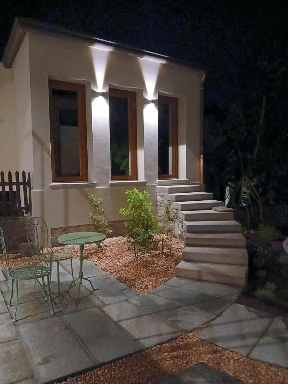 Osmate Greenrose מראה חיצוני תמונה